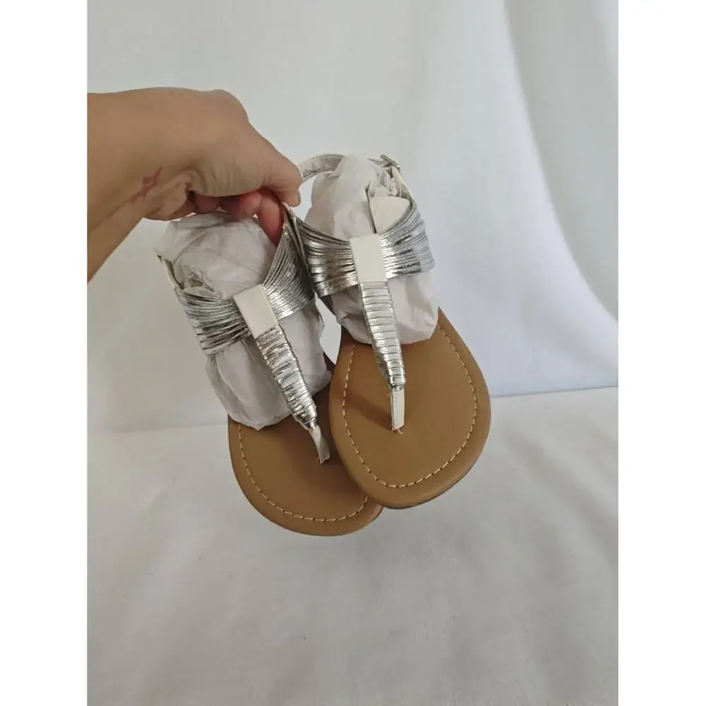 Mia Kids Sandals Harlow While Silver Metallic Thong T-Strap Flats Girls Youth‎ 1